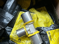 Partij uponor persfittingen voor gasinstallaties - afbeelding 2 van  5