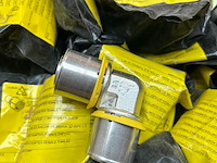 Partij uponor persfittingen/persbochten voor gasinstallaties - afbeelding 2 van  4