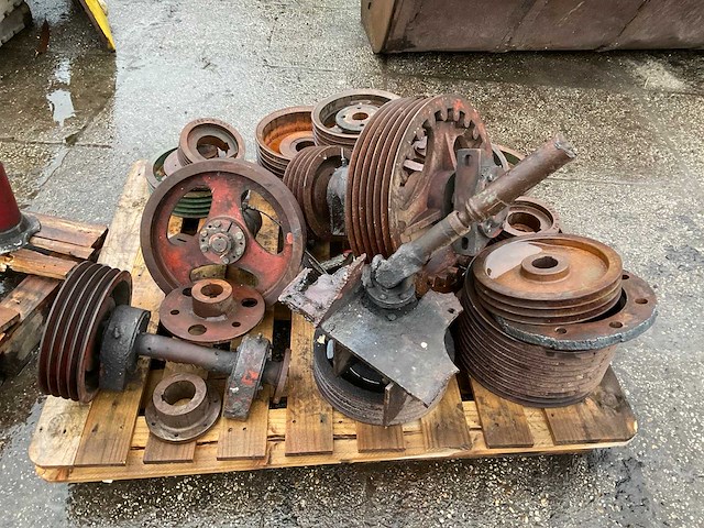 Partij v-snaar poelies - afbeelding 1 van  4