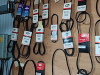 Partij v-snaren, kabel en slagenklemmen - afbeelding 2 van  7