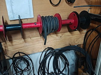 Partij v-snaren, kabel en slagenklemmen - afbeelding 5 van  7