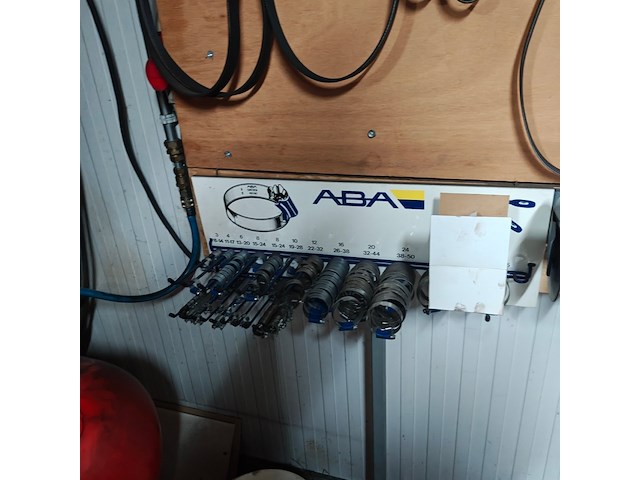 Partij v-snaren, kabel en slagenklemmen - afbeelding 7 van  7