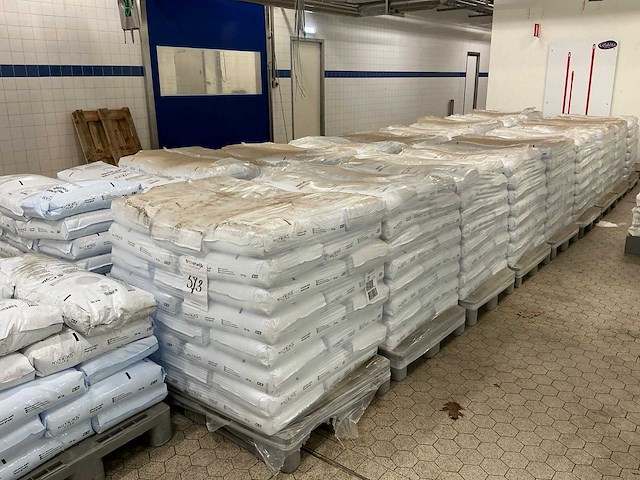 Partij vacuüm zout - afbeelding 1 van  3