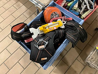 Partij valbeschermingsmiddelen - afbeelding 2 van  5