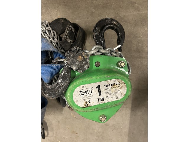 Partij valbeveiliging en takelketting - afbeelding 7 van  7