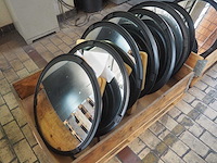 Partij van 15 veiligheid spiegels met beugel en bevestigingsmateriaal - afbeelding 2 van  7