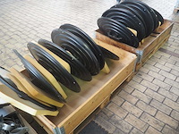 Partij van 15 veiligheid spiegels met beugel en bevestigingsmateriaal - afbeelding 7 van  7