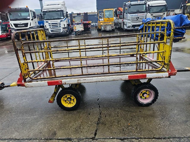 Partij van 5 gustav stiehl kfw airport baggage carts / luchthaven bagagewagens – 1.500 kg - afbeelding 4 van  8