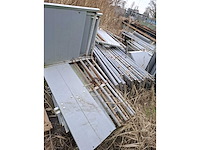 Partij van ca. 350m kunststof stalinrichting - afbeelding 3 van  3