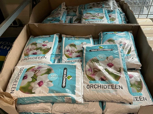 Partij van egmond potgrond voor orchideeën 5l per zak (200x) - afbeelding 1 van  4