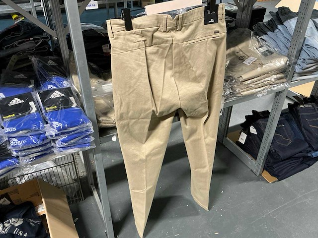 Partij vanguard chino’s (13x) - afbeelding 1 van  5