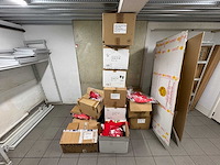 Partij "vapiano" kleding - afbeelding 2 van  3