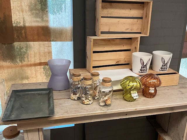 Partij vazen / decoratie artikelen - afbeelding 1 van  1