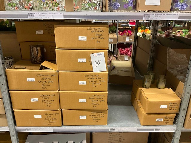 Partij vazen en waxinelichthouders - afbeelding 19 van  40