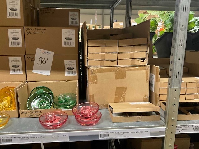 Partij vazen en waxinelichthouders - afbeelding 37 van  40