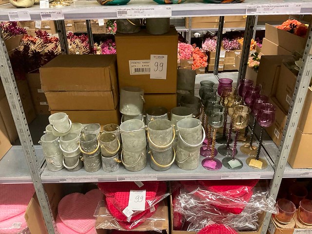 Partij vazen en waxinelichthouders - afbeelding 3 van  12