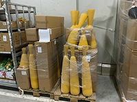Partij vazen op 2 pallets - afbeelding 1 van  7