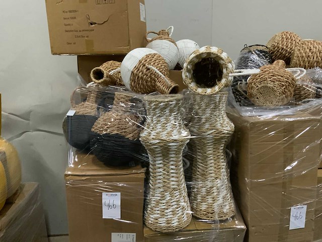 Partij vazen op 4 pallets - afbeelding 14 van  20