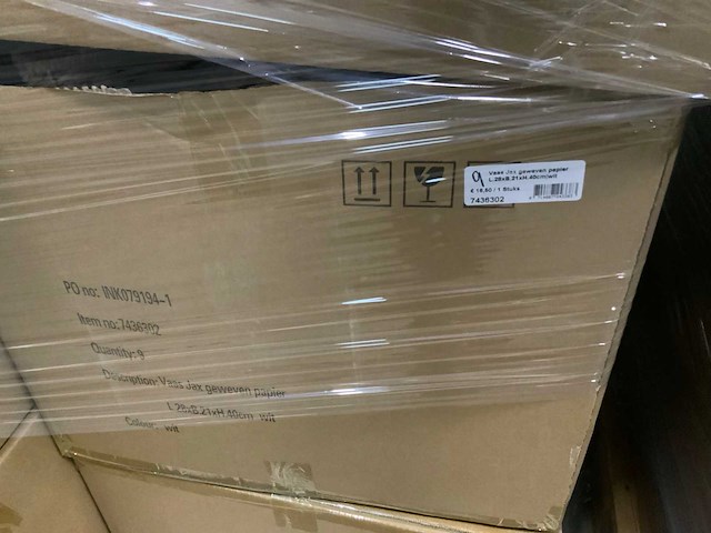 Partij vazen op 4 pallets - afbeelding 17 van  20