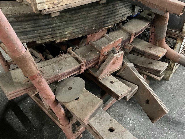 Partij veerpaketten met bogie - afbeelding 4 van  6