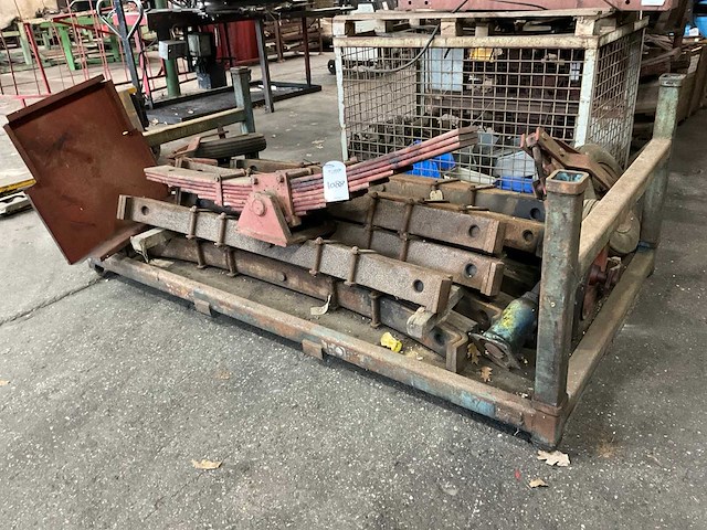 Partij veerpakketten in juk - afbeelding 1 van  5