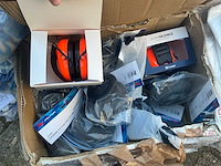 Partij veiligheids artikelen - afbeelding 9 van  35