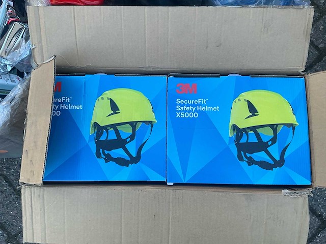 Partij veiligheids artikelen - afbeelding 15 van  35