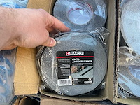 Partij veiligheids artikelen - afbeelding 29 van  35