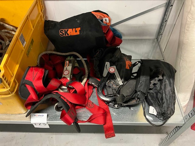 Partij veiligheids materiaal - afbeelding 5 van  5