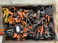 Partij veiligheidsharnassen - afbeelding 2 van  4