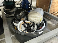 Partij veiligheidshelmen - afbeelding 1 van  2