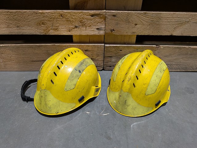 Partij veiligheidskleding, o.a. stihl, husqvarna & oregon - afbeelding 20 van  23