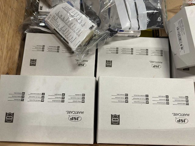 Partij veiligheidsmiddelen - afbeelding 6 van  11