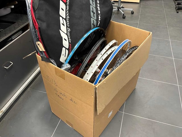 Partij velgen met tas (6x) - afbeelding 1 van  10