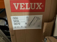 Partij velux dakramen en onderdelen (37x) - afbeelding 11 van  22