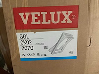Partij velux dakramen en onderdelen (37x) - afbeelding 13 van  22
