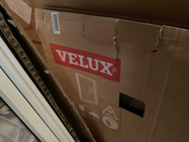 Partij velux dakramen en onderdelen (37x) - afbeelding 15 van  22