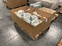 Partij ventilatie benodigdheden - afbeelding 1 van  8