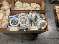 Partij ventilatie benodigdheden - afbeelding 3 van  8