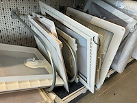 Partij ventilatieroosters, dakluikhorren en dakluik toebehoren - afbeelding 8 van  30
