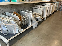 Partij ventilatieroosters, dakluikhorren en dakluik toebehoren - afbeelding 1 van  30