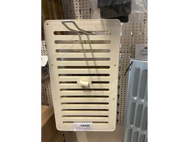 Partij ventilatieroosters, dakluikhorren en dakluik toebehoren - afbeelding 18 van  30