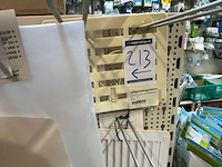 Partij ventilatieroosters, dakluikhorren en dakluik toebehoren - afbeelding 20 van  30