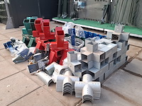 Partij verbindingsstukken - afbeelding 12 van  19