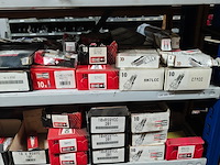 Partij verdeler kasten en bougies en autoradio's - afbeelding 11 van  12