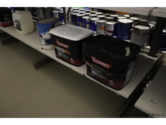 Partij verf bestaande uit o.a. keim soldalan sol-silicaat buitenmuurverf me, soldalan-verdunning, sigma mortar 2k ep base + hardner, toupret murex & sikkens wapex 529 multicolour vlokken - afbeelding 4 van  20