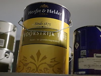 Partij verf bestaande uit o.a. keim soldalan sol-silicaat buitenmuurverf me, soldalan-verdunning, sigma mortar 2k ep base + hardner, toupret murex & sikkens wapex 529 multicolour vlokken - afbeelding 12 van  20