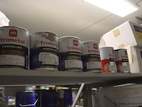 Partij verf bestaande uit o.a. keim soldalan sol-silicaat buitenmuurverf me, soldalan-verdunning, sigma mortar 2k ep base + hardner, toupret murex & sikkens wapex 529 multicolour vlokken - afbeelding 16 van  20