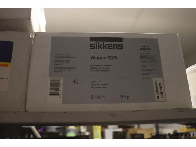 Partij verf bestaande uit o.a. keim soldalan sol-silicaat buitenmuurverf me, soldalan-verdunning, sigma mortar 2k ep base + hardner, toupret murex & sikkens wapex 529 multicolour vlokken - afbeelding 18 van  20