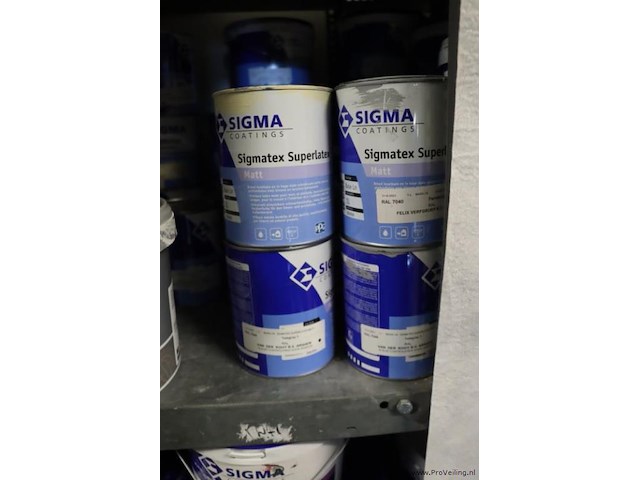 Partij verf bestaande uit o.a. ppg façade topcoat gevelverf matt, sikkens alphatex sf, primer, diepgrond, perfax wandlijm, wijzonol gevelcoat & caparo muresko buitenmuurverf - afbeelding 2 van  16